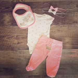 Carters cupcake outfit! 🧁